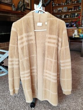 Cyrus Womens (Size S) Long Open Front Fuzzy Cardigan Sweater Beige Plaid